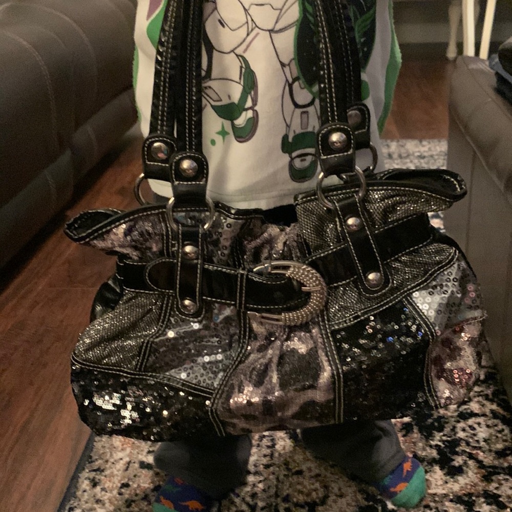 Cute black purse